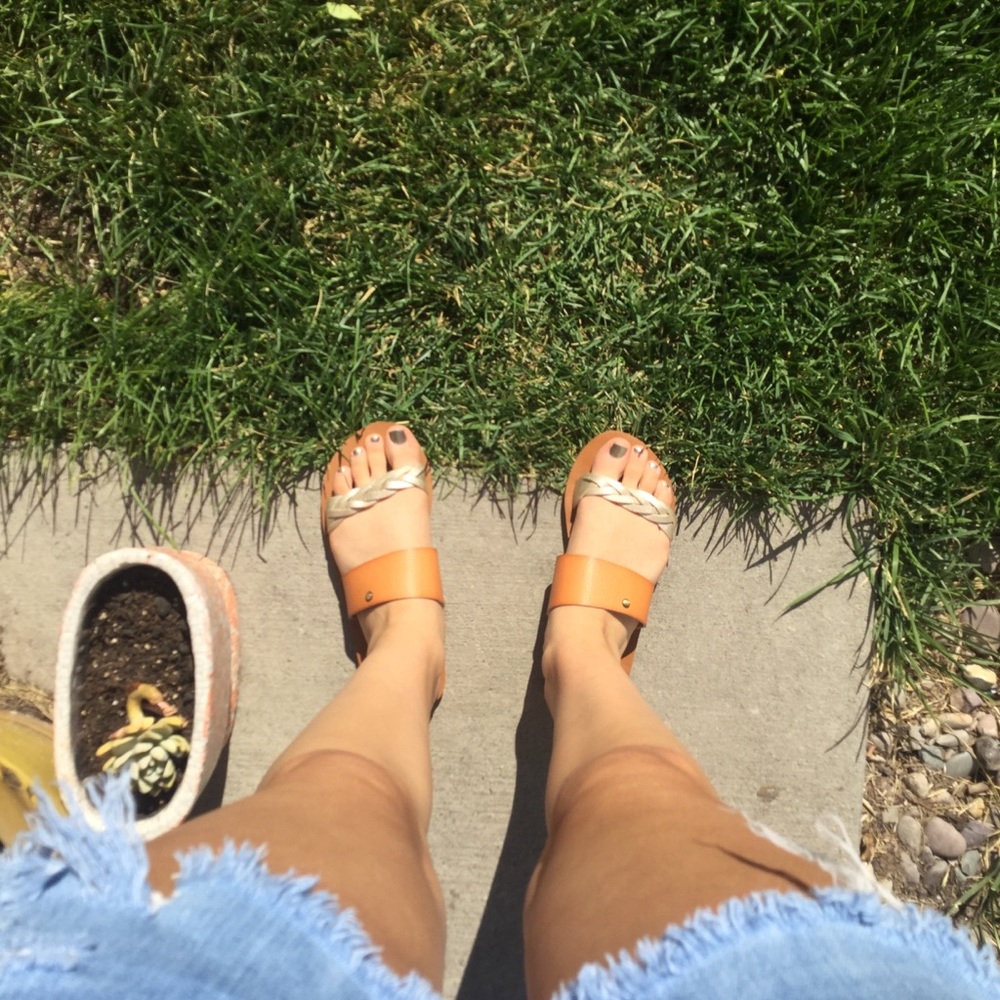 Roxy sandals size 7 1/2